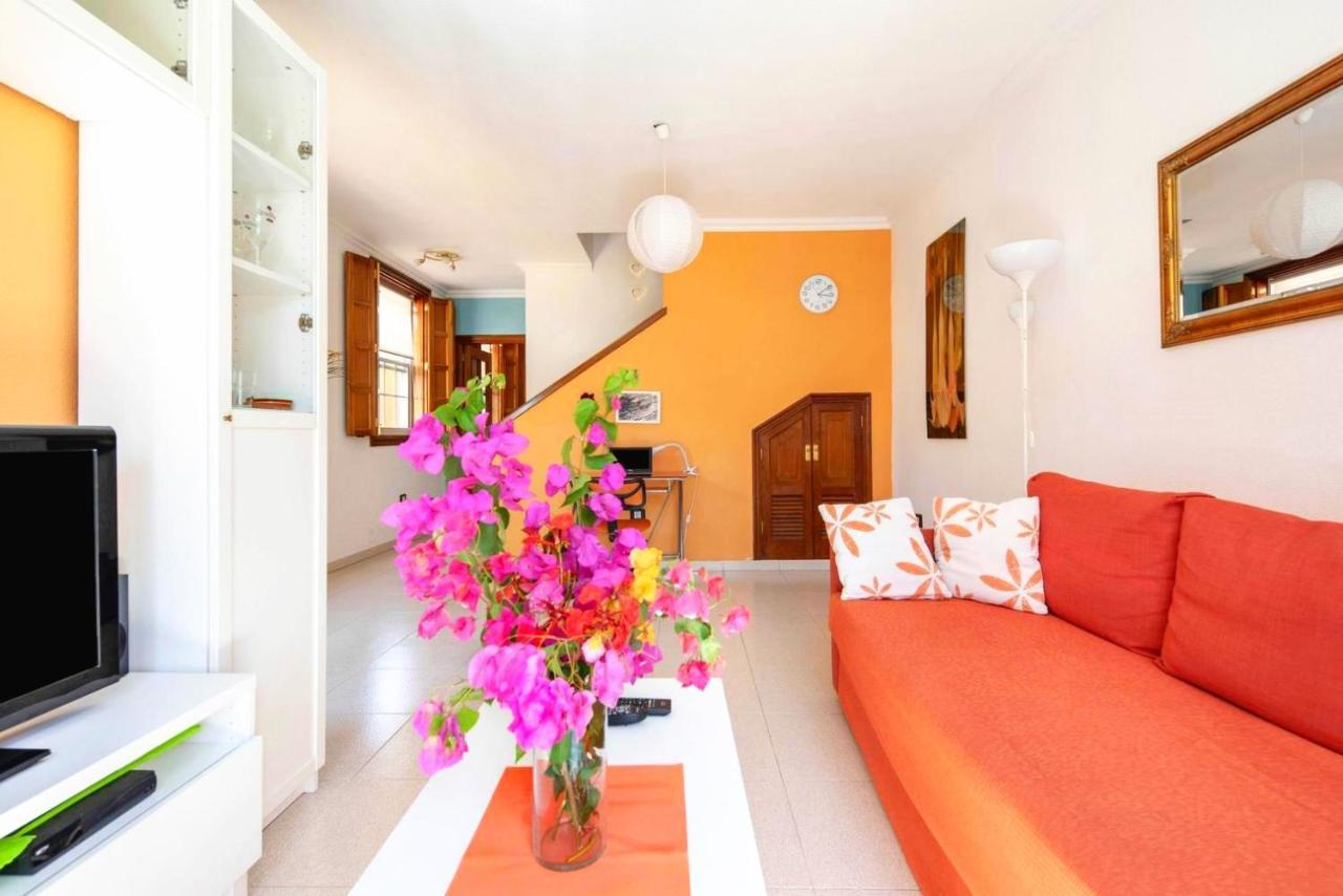 Remarkable 2-Bed House In Arona Arona  Exterior foto